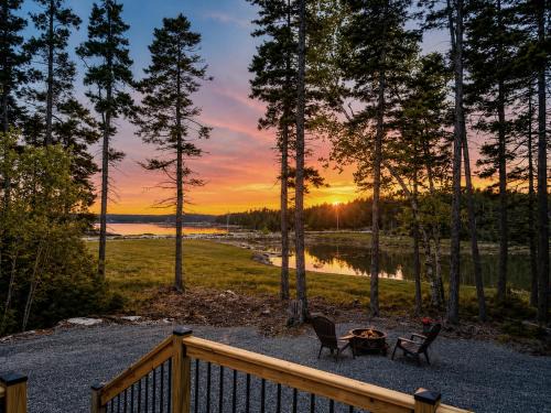 Steuben House | Oceanfront Sunset View Cabin
