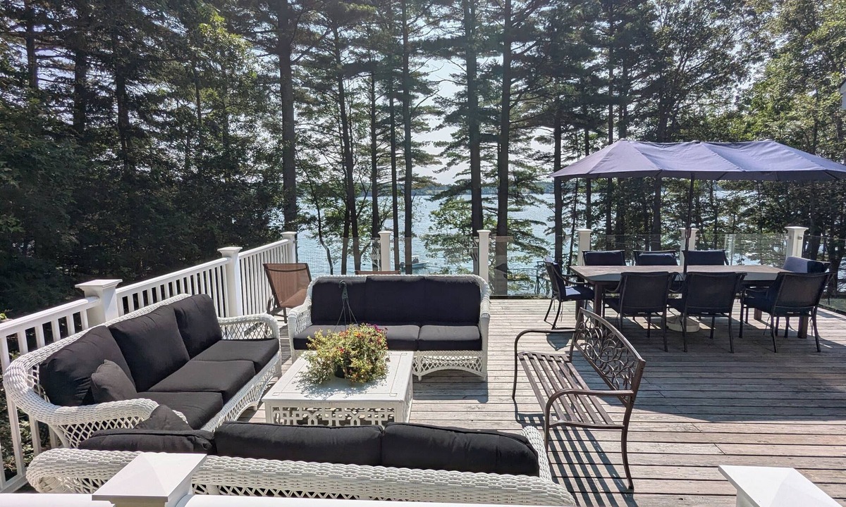 Round Pond House | Oceanfront, views from every room! Spacious midcoast retreat with private dock