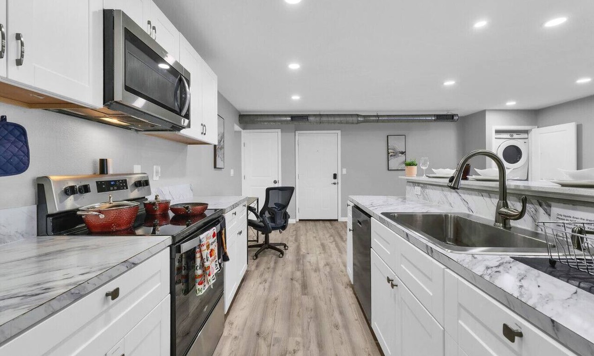 West Arlington Apartment | Peaceful 2BR Hideaway Close to Dining and Events
