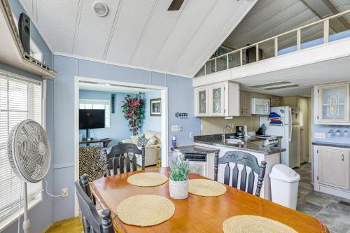 San Benito House | Peaceful, Private Slice of Deep South Texas