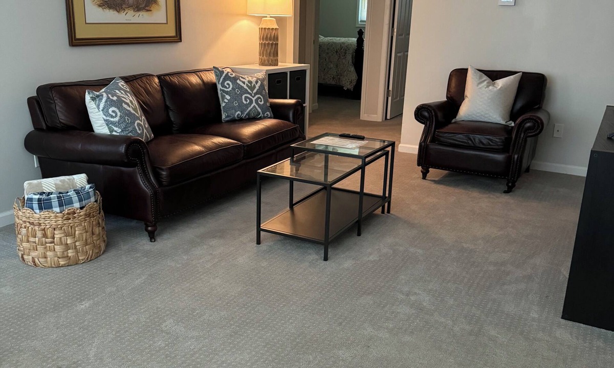 Niles Apartment | Perfect 2-bedroom apartment with central AC in quiet neighborhood
