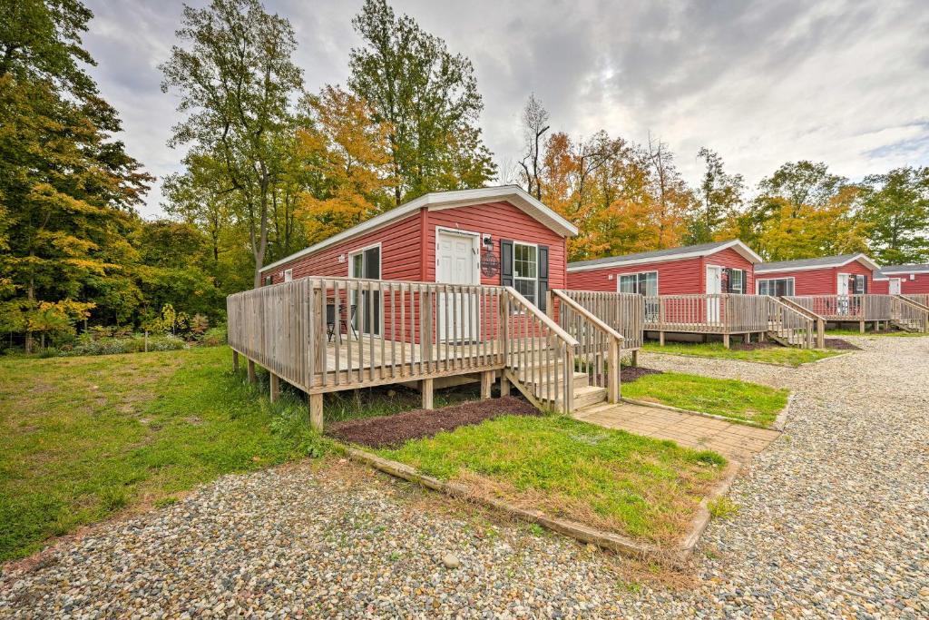 Cassopolis House | Pet-Friendly Cassopolis Escape w/Lake Access