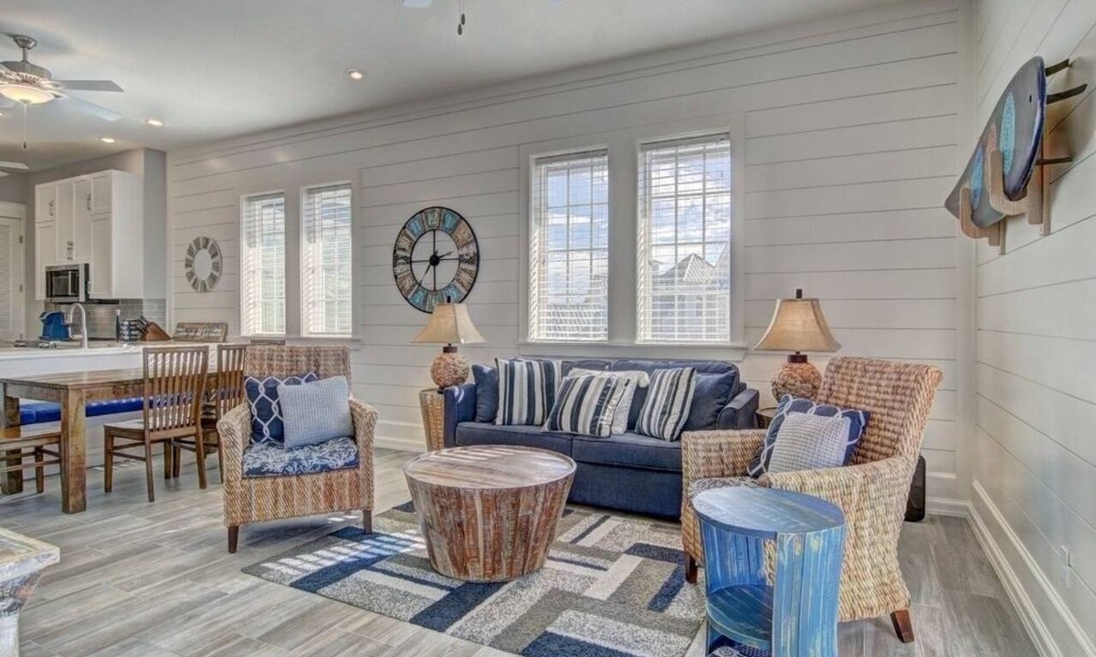 Cinnamon Shore Condo | Pet-Friendly Condo w/Central Location+Resort-Like Amenities@Cinnamon Shore