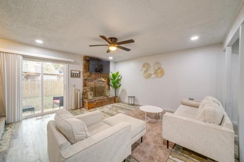 Tulsa House | Pet-Friendly Retreat w/Yard, 12 Mi to Dtwn Tulsa