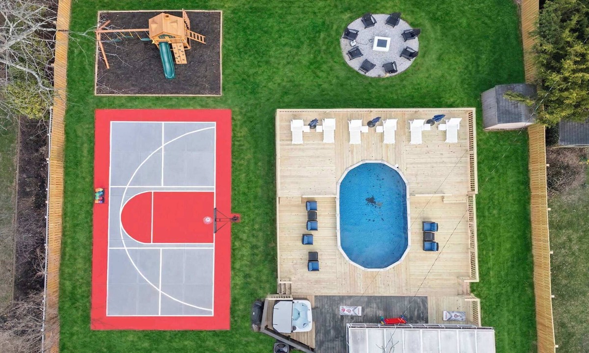 Knolls Thomas House | Pickleball-Basketball-Pool-HotTub-GameRoom-FirePit