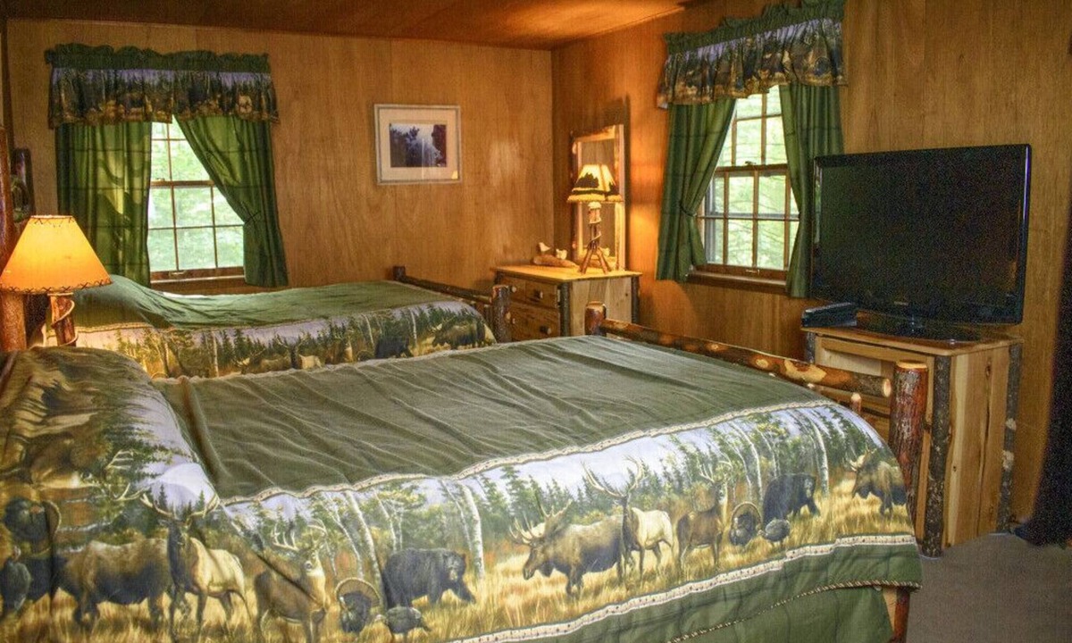 Bainbridge Cabin | Pine Lake Trout Club Cabin #3!
