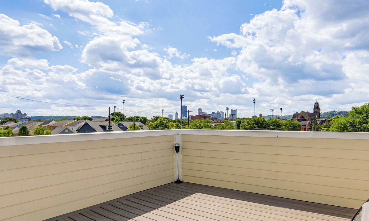 Manchester House | Pittsburgh Home w/Skyline Views: Walk to Stadium!