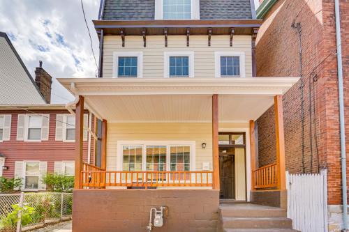 Manchester House | Pittsburgh Home w/Skyline Views: Walk to Stadium!