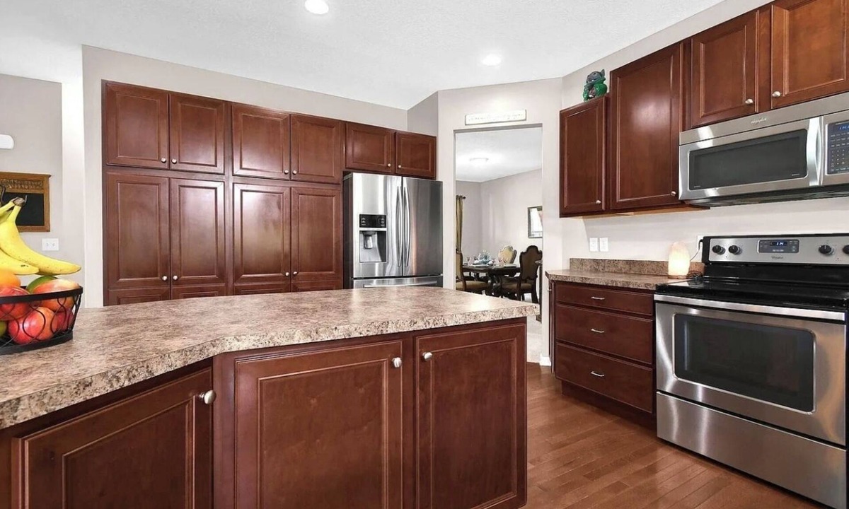 Canal Winchester House | Pleasant room in a house with AC in charming Canal Winchester