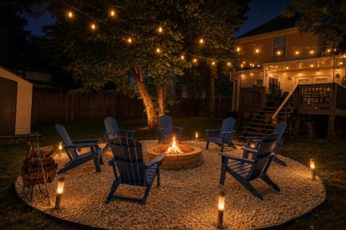 Hanover Place House | Pool Table FirePit BBQ Grill Workspace 6BR