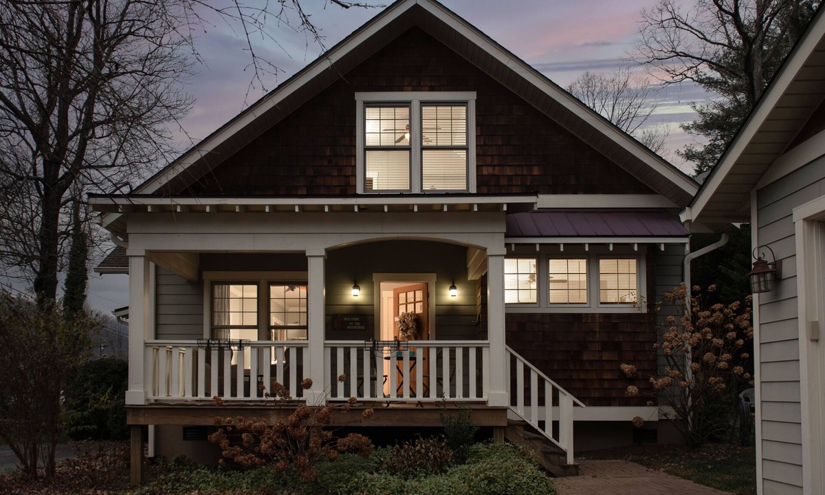 Black Mountain House | Pristine Peak of Black Mountain, NC