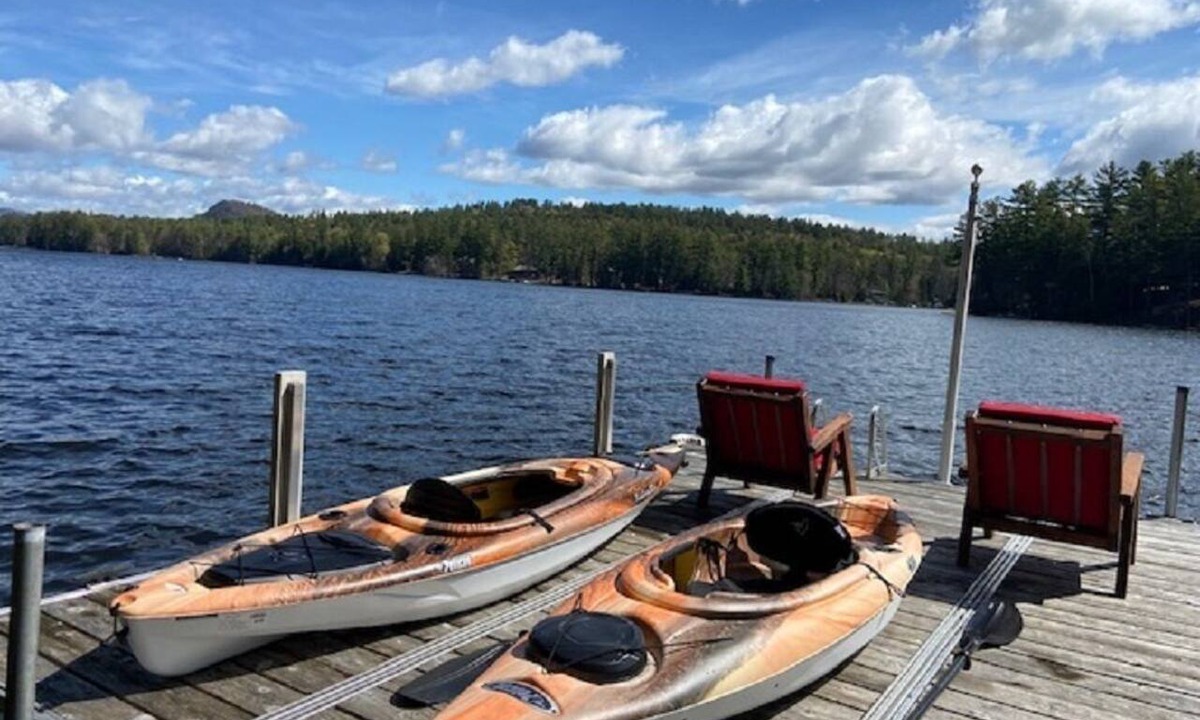Chester Shores House | Private Lake Front Adirondack Retreat on Loon Lake-20 Min from Lake George, Gore