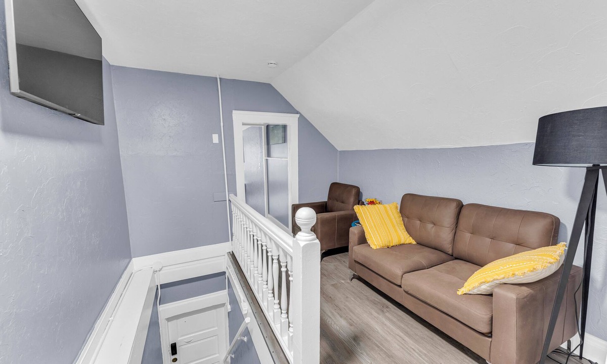 Little Italy Apartment | Quaint 2BR in Historical Little Italy