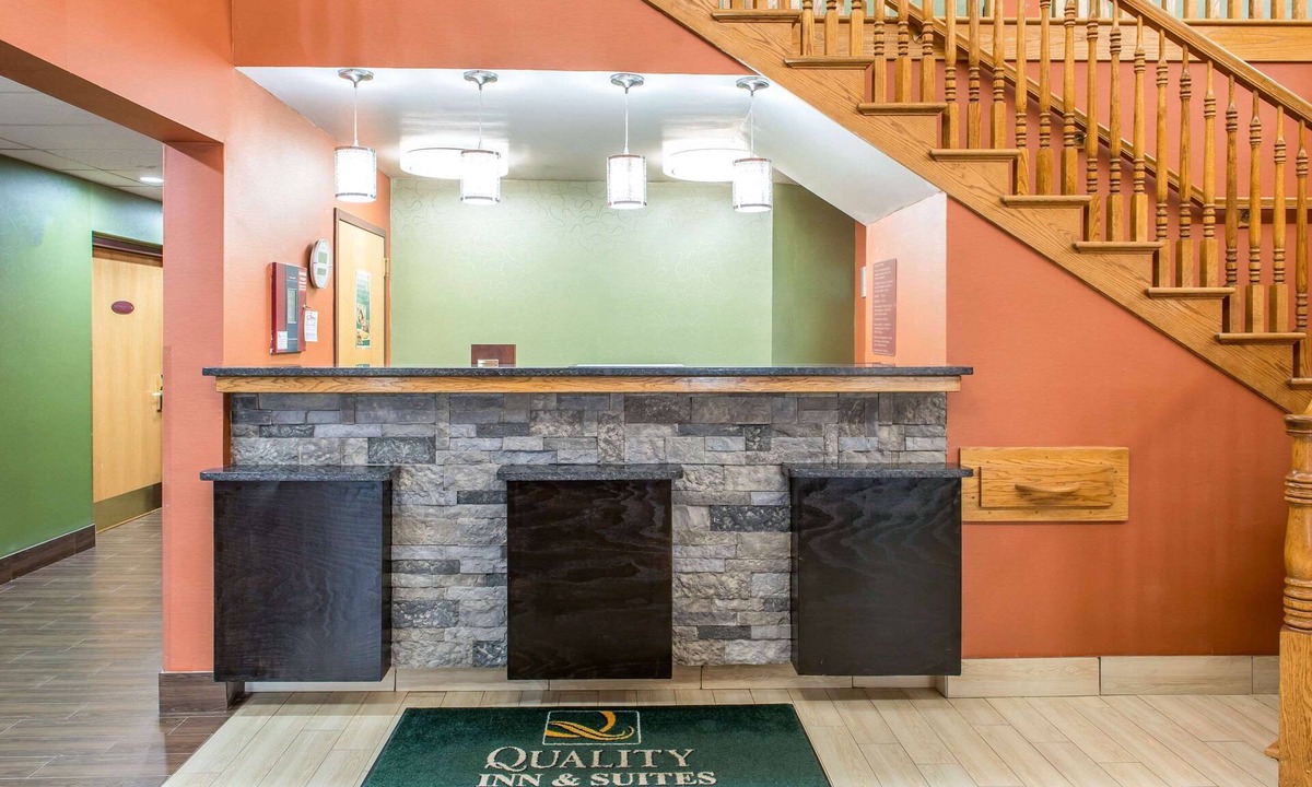 Columbus Hotel | Quality Inn & Suites Columbus West - Hilliard
