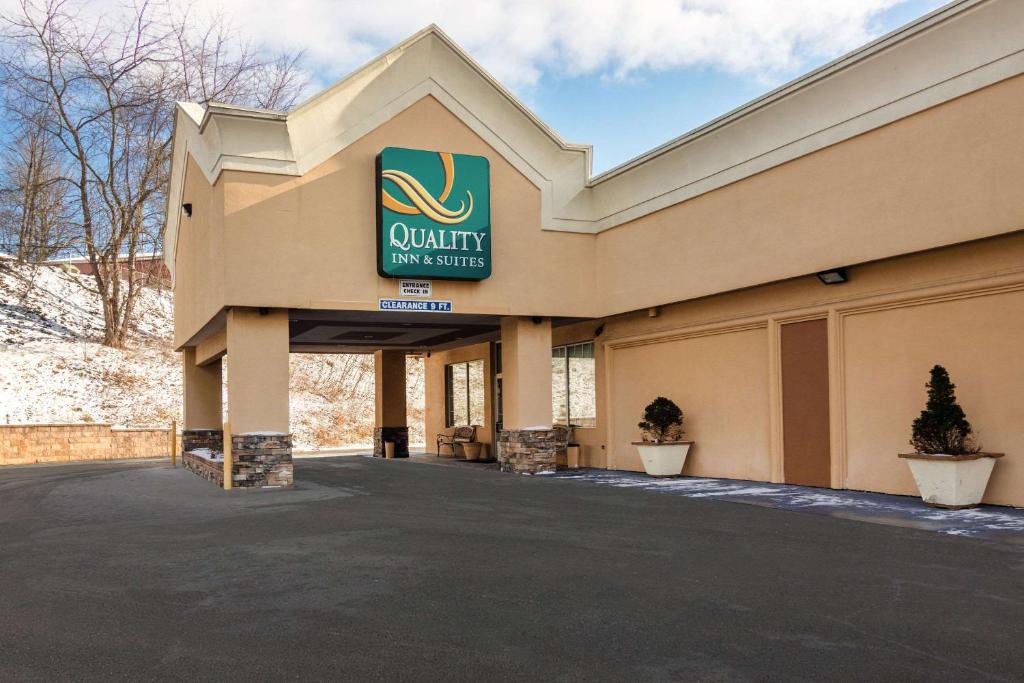 Indiana Hotel | Quality Inn & Suites Indiana South