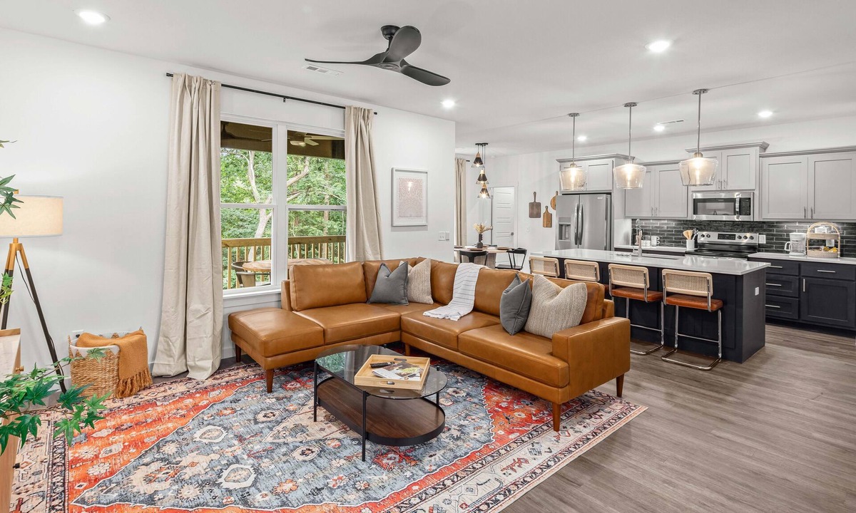 Bella Vista House | Quiet Wooded Retreat | Near Back 40 & OZ Trails Bike Park | Pets OK