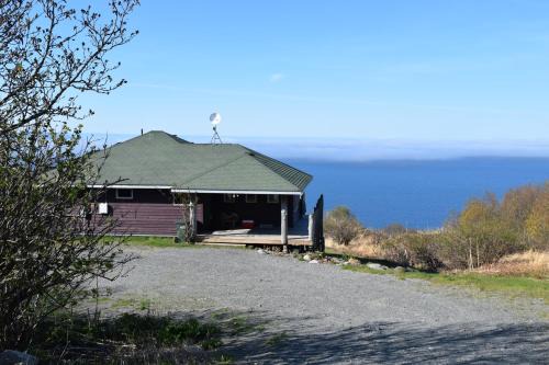 Diamond Ridge House | Raven Guesthouse