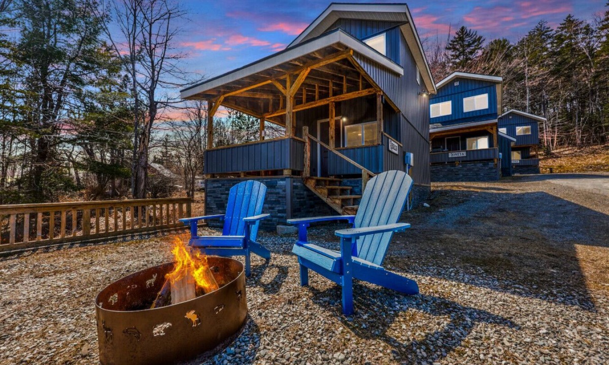Northeast Somerset Cabin | Rebecca - Cabin 1 · Lawrence`s Lakeside Cabins | `Rebecca` Charming Studio Cabin