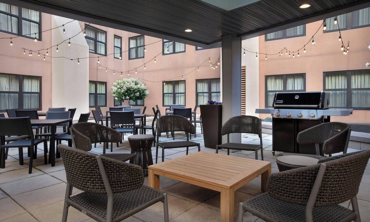 East Bayside Hotel | Residence Inn Portland Downtown/Waterfront