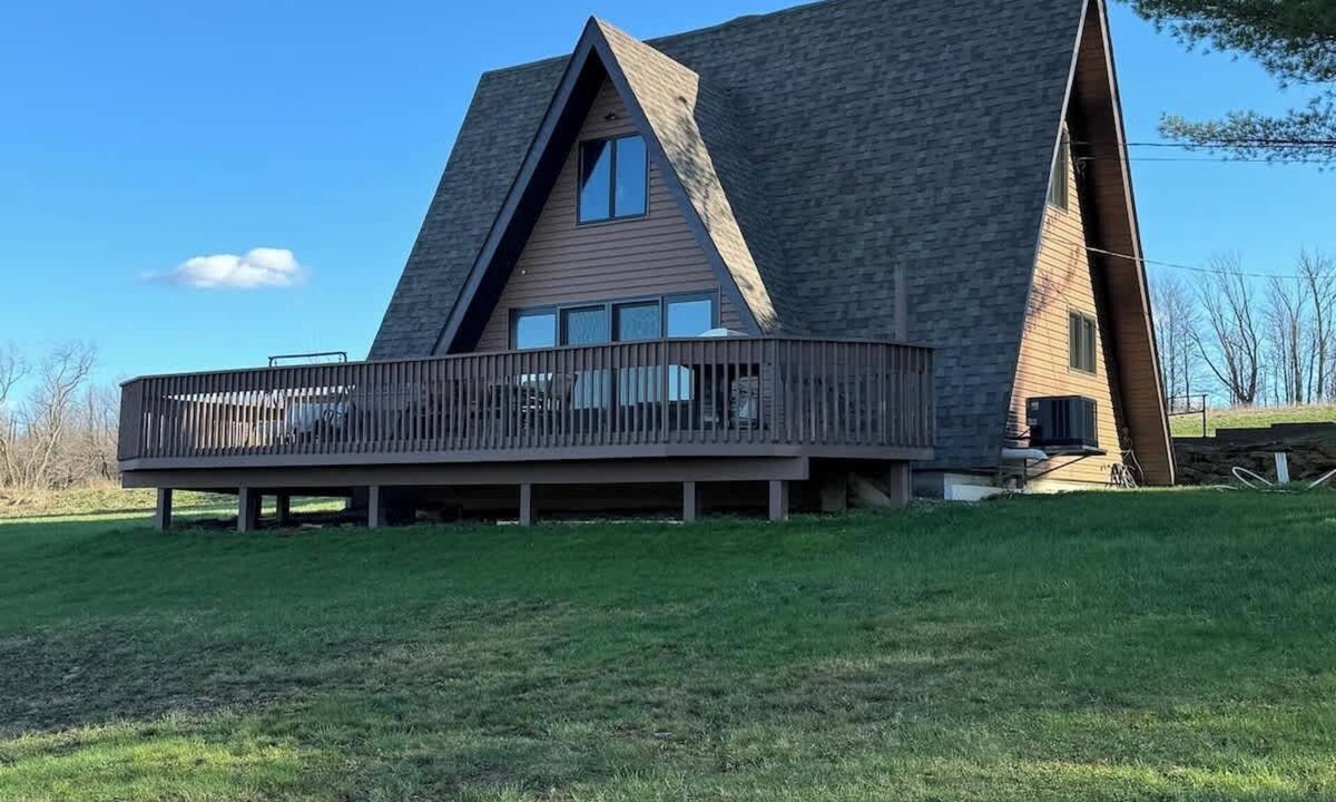 Clymer House | Retreat on Pekin Hill, House
