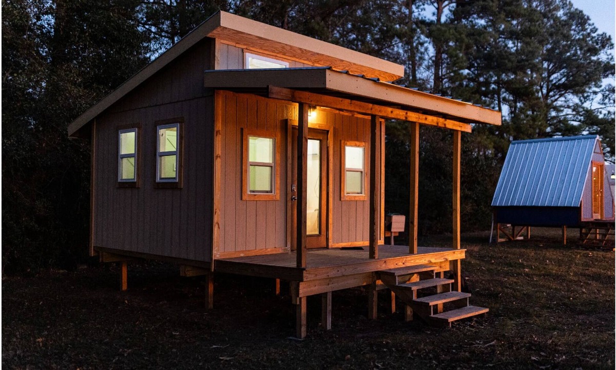 Coldspring Cabin | Romantic Camp Getaway Near Lake Livingston