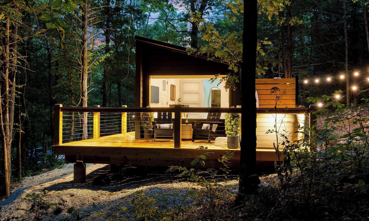 Omaha Cabin | Romantic Hideaway | Hot Tub Near Thunder Ridge