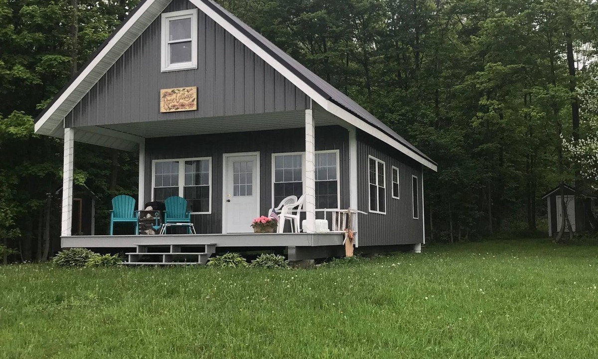 Randolph Cabin | Rose Cottage: Cabin on the Amish Trail