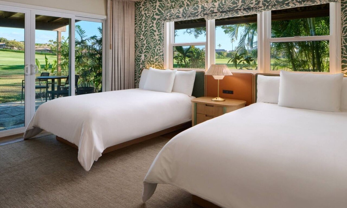 Kaanapali Hotel | Royal Bungalow Room Doubles at Royal Lahaina Resort, Outdoor Pool