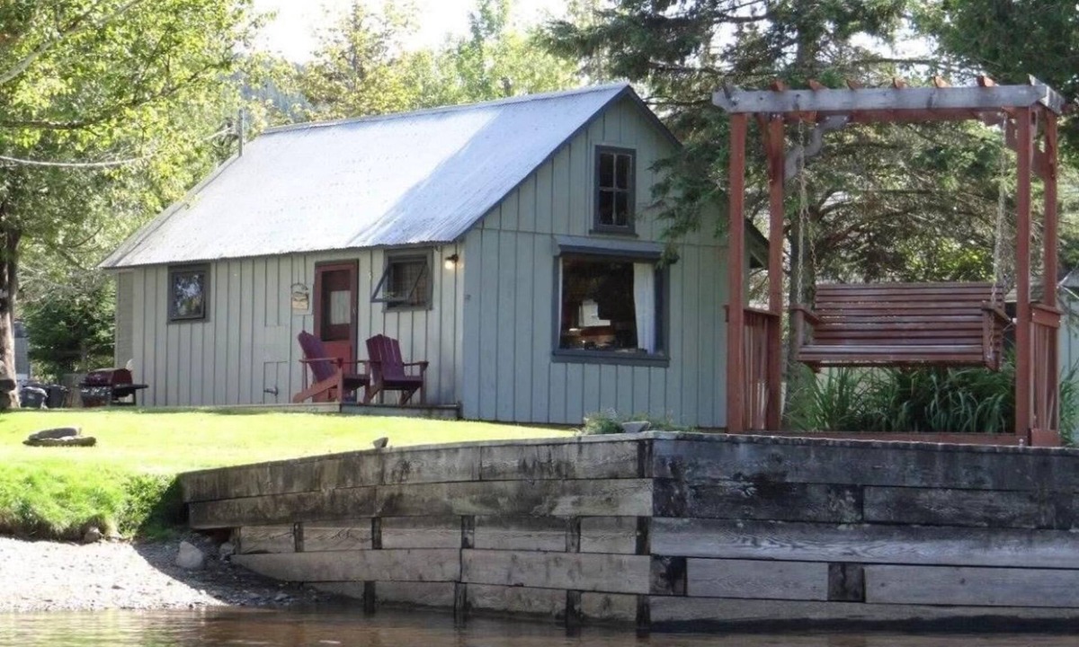 Rockwood Cabin | Royal Coachman | Cozy Moose River Cabin Near Moose