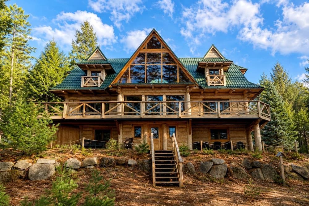 Beaver Cove Cabin | Rustic Luxury Retreat with Panoramic Lake & Mountain Views in Beaver Cove, Maine