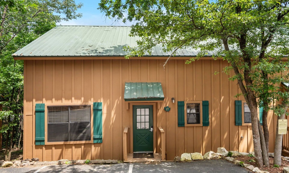 Branson Cabin | Scenic Branson Resort Cabin for Getaways