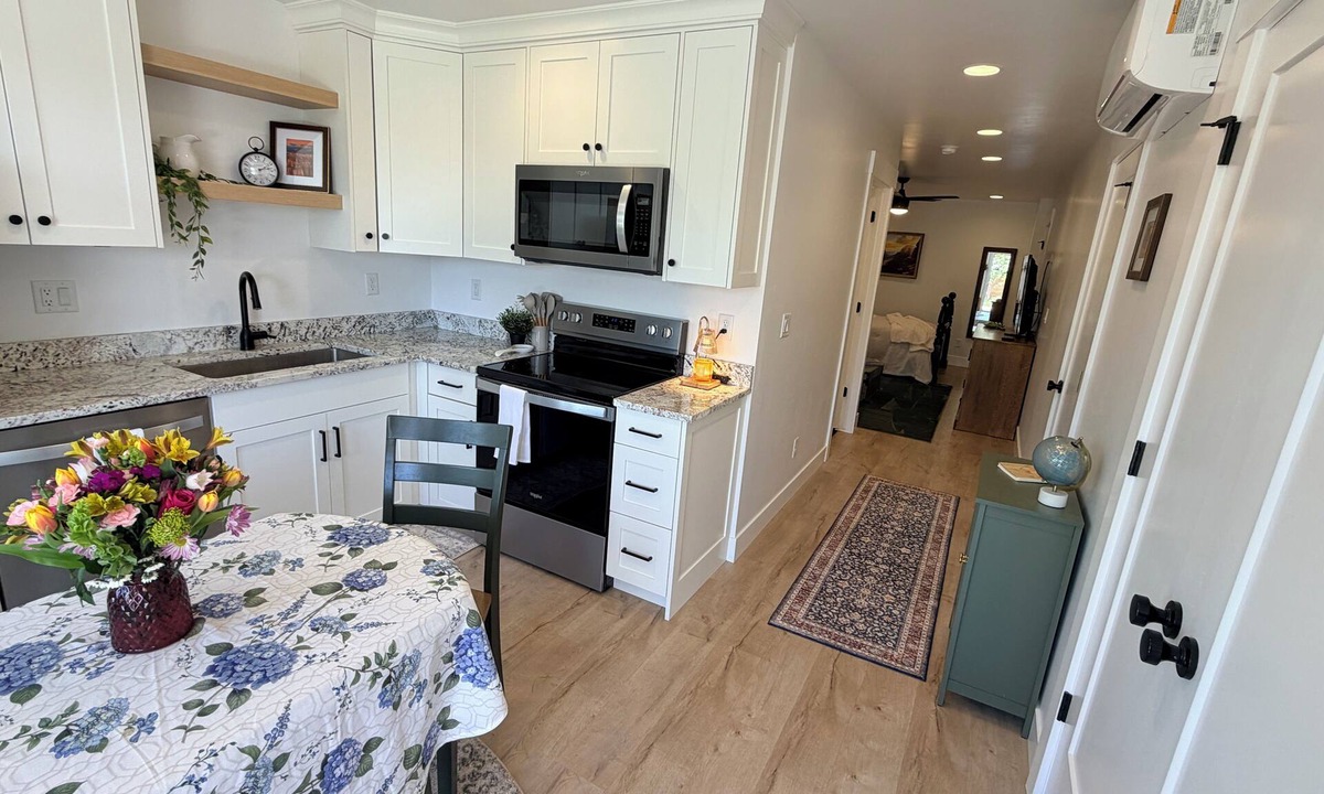 Washington Fields Apartment | Scenic Sunset Studio by Zion, Lakes, and ATV Rec Areas