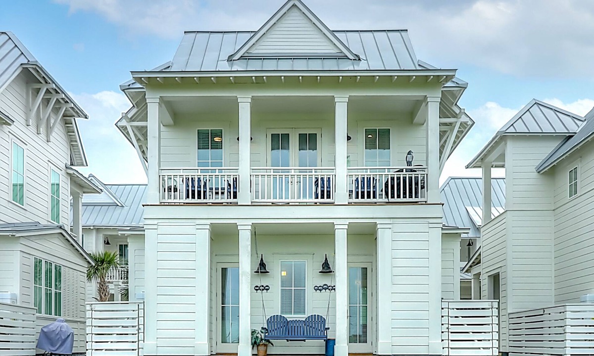 Port Aransas Cabin | Seaside Cottage with resort pools, golf course views, & beach gear