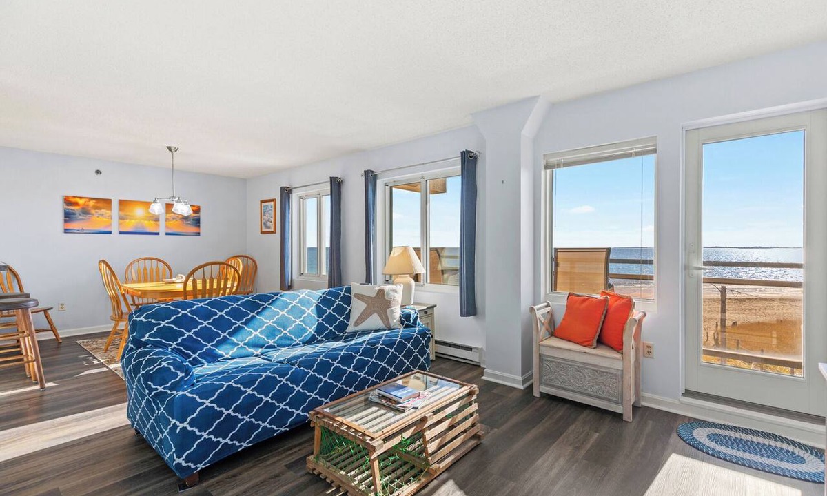 Old Orchard Beach Condo | SeaWatch Oceanfront, direct access to beach