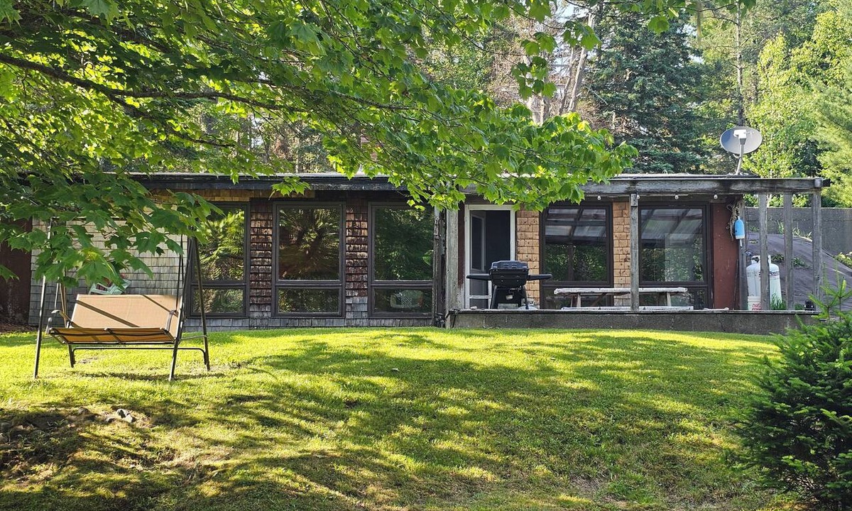 Harrington Cabin | Secluded Riverfront Hideaway: Private Harrington Cabin on the Water