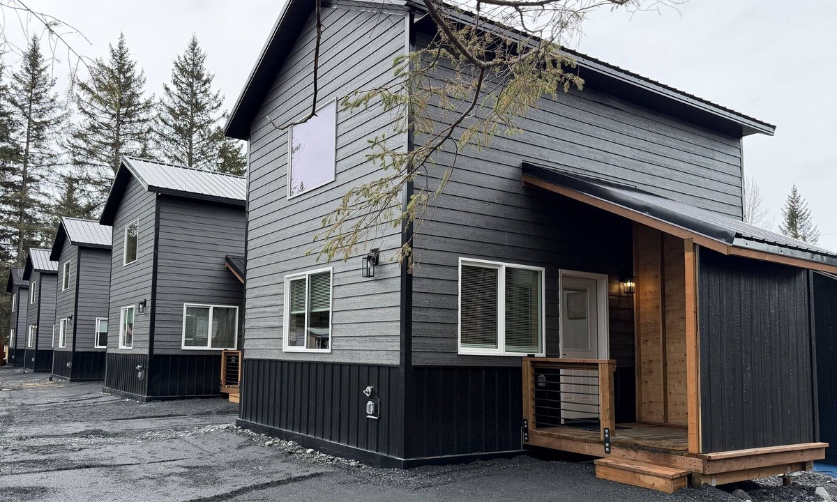 Seward Cabin | Seward Mountain View Cabins #7