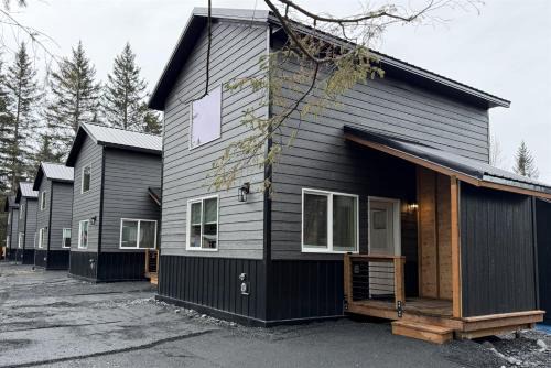 Seward Ski Chalet | Seward Mountain View Cabins #10