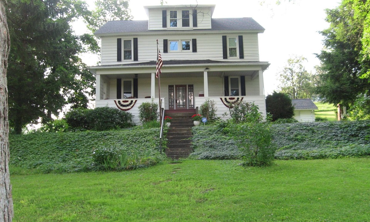 New Millport House | Shoff-Read Century Farmhouse in Clearfield Co PA
