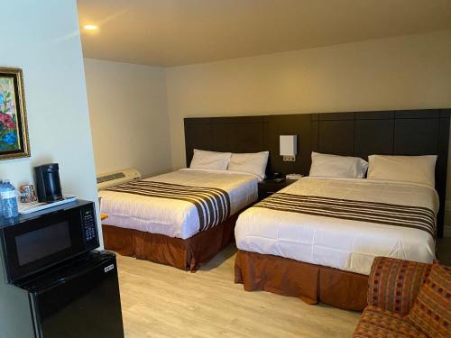 Haliburton Hotel | Silver Maple Motel
