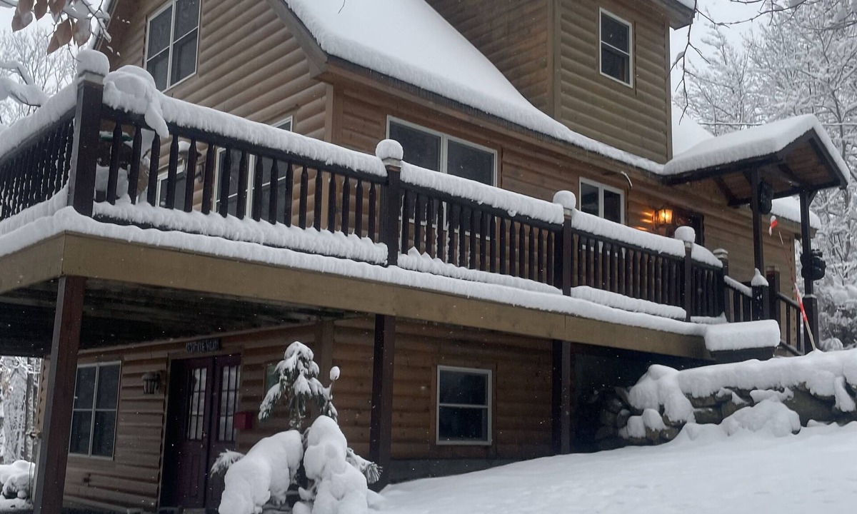Greenwood House | Ski two Mountains! February vacation weeks just became available