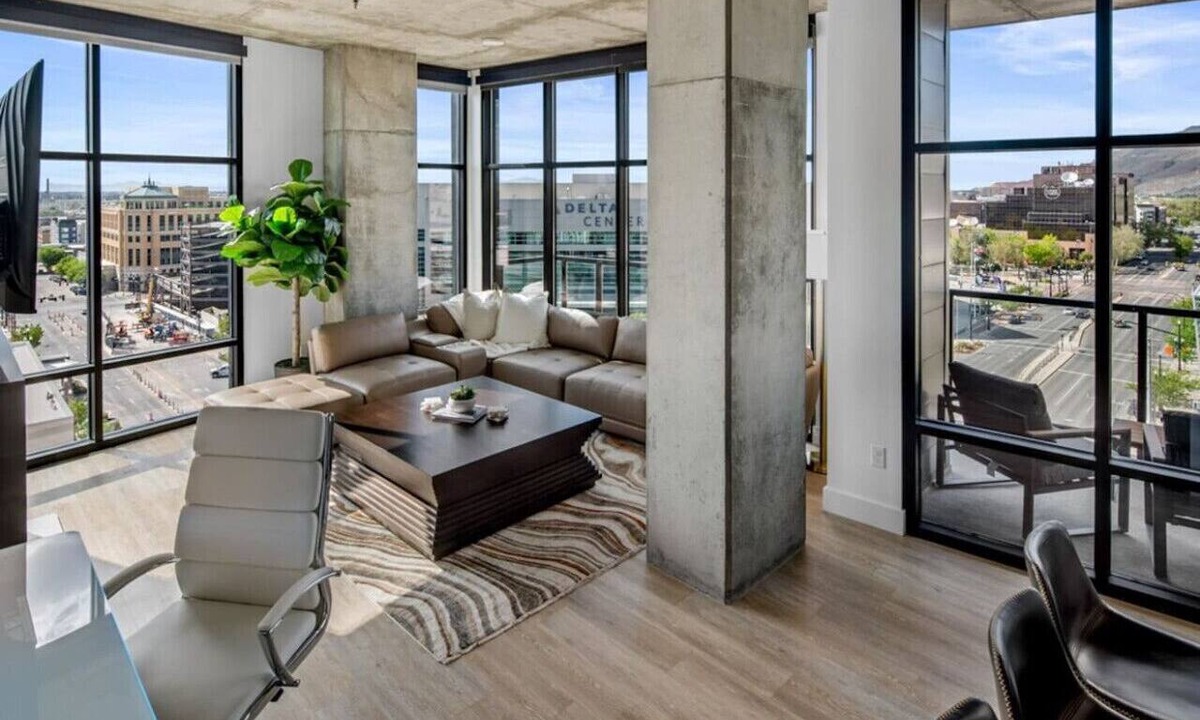 Rio Grande Apartment | Sky-High Views Lux-2bd/2ba-Rooftop Pool-HTub-Gym