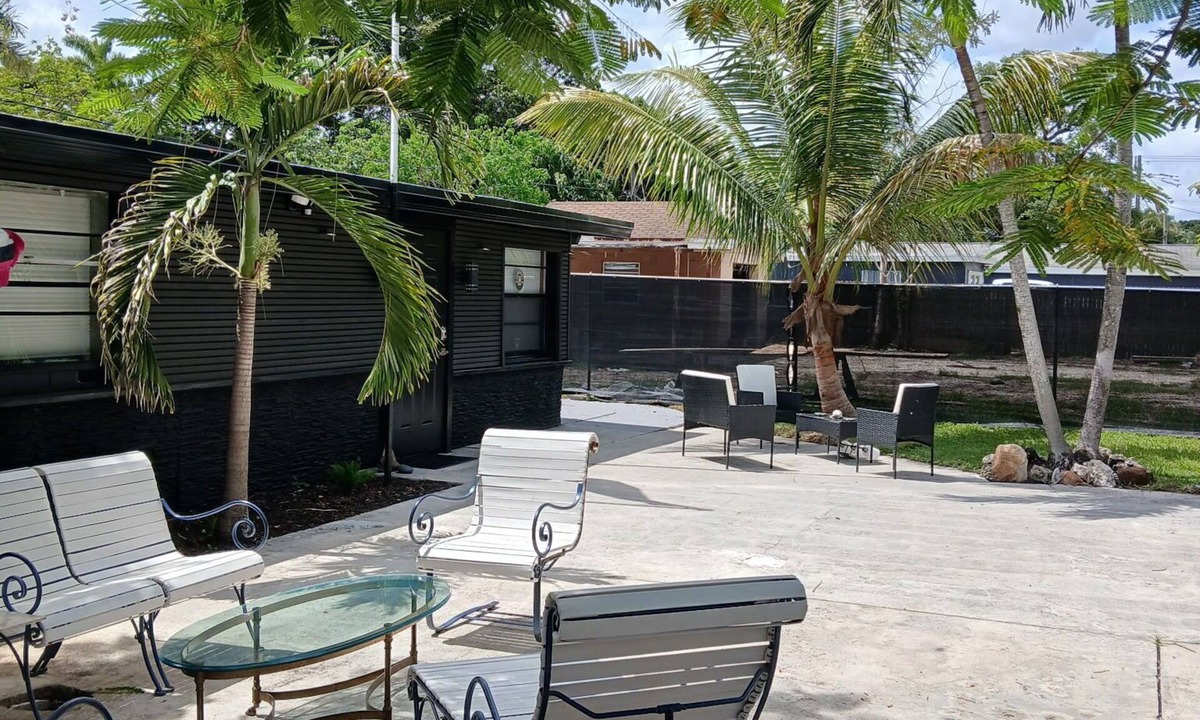 Fort Lauderdale House | Spacious 4-bedroom 2-Bath House in Superb Fort Lauderdale