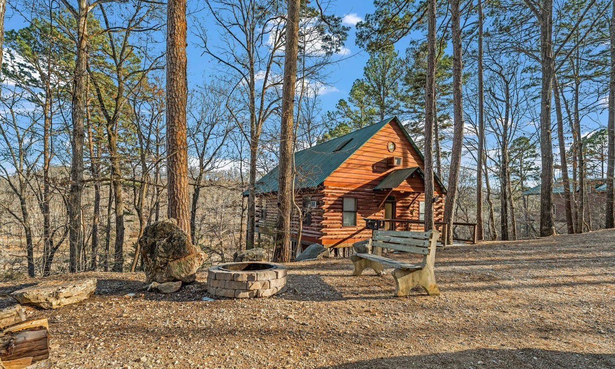 Dora Cabin | Spacious Mountain Log Cabin with Stunning Falls & Ozark Views