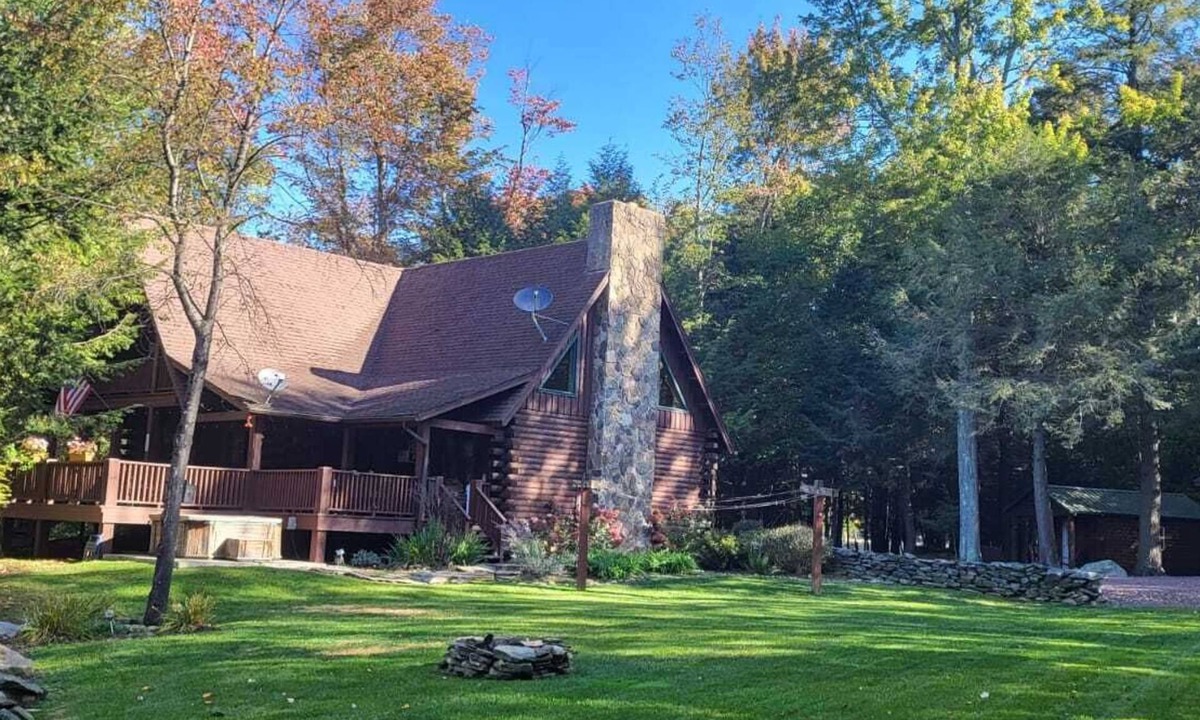 Roaring Branch Cabin | Spectular Cabin on private Lake, 38 acres w hiking trails, fish, swim and kayak.