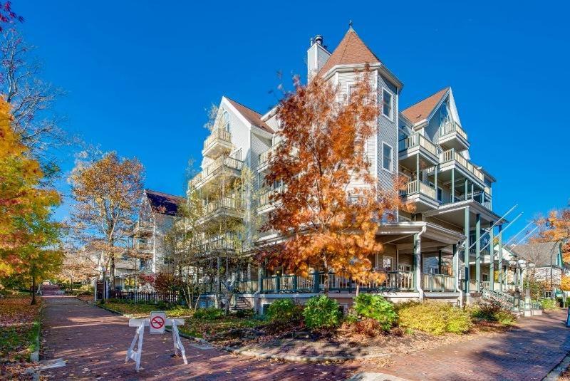 Chautauqua Apartment | St Elmo House #201