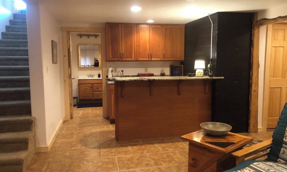 Diamond Ridge House | Station Twelve ~ Ranger Station Views