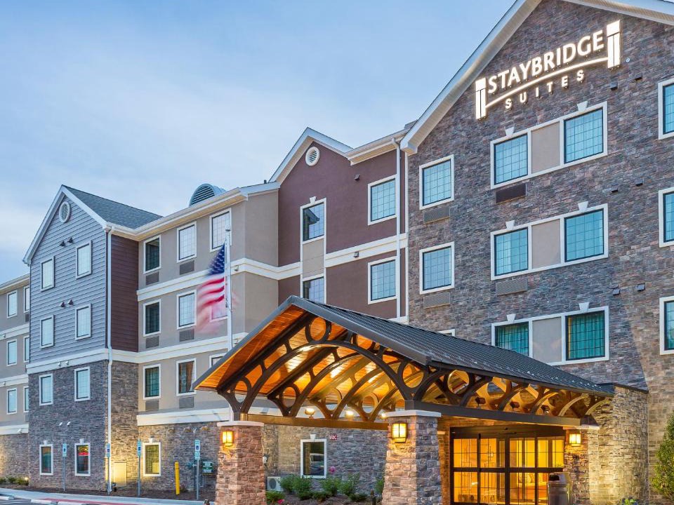 Canton Hotel | Staybridge Suites Canton by IHG