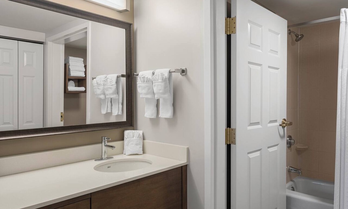 Plainfield Hotel | Staybridge Suites Indianapolis-Airport by IHG