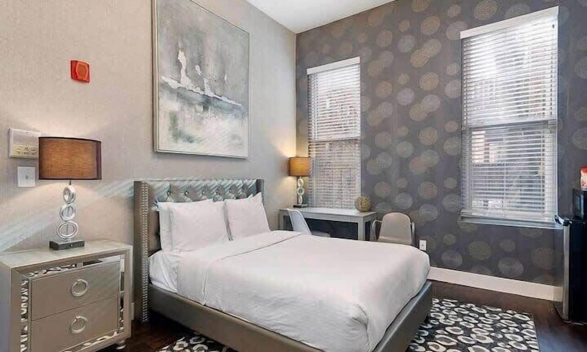Bay Village Apartment | Studio Awaits Your Next Stay!
