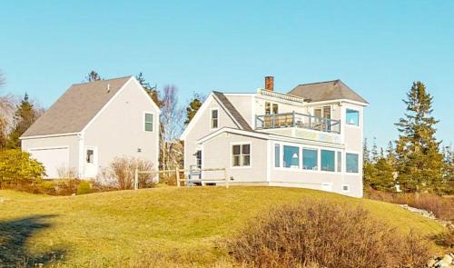 Newagen House | Stunning oceanfront cottage w/private deck and Atlantic views